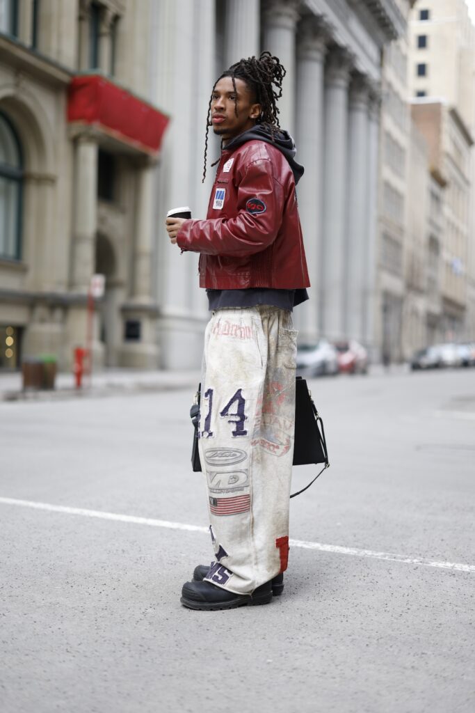 Shot in Old Montreal using the Canon R5 Mark II, with RF 50mm f1.2 L USM lens, at f1.2 aperture, shutter speed of 1/1250s, ISO 100.